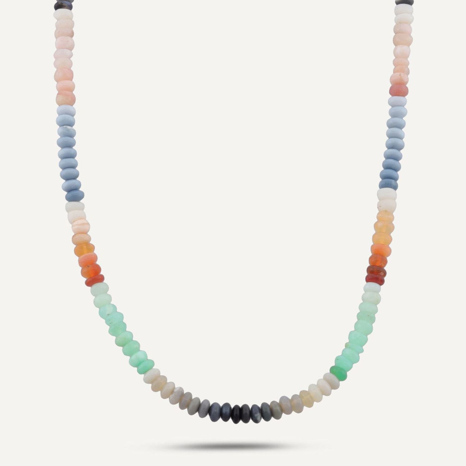 Collier mit bunten Opalen im Farbverlauf weiß. rosé, blau, orange, rot, grün, grau, schwarz;