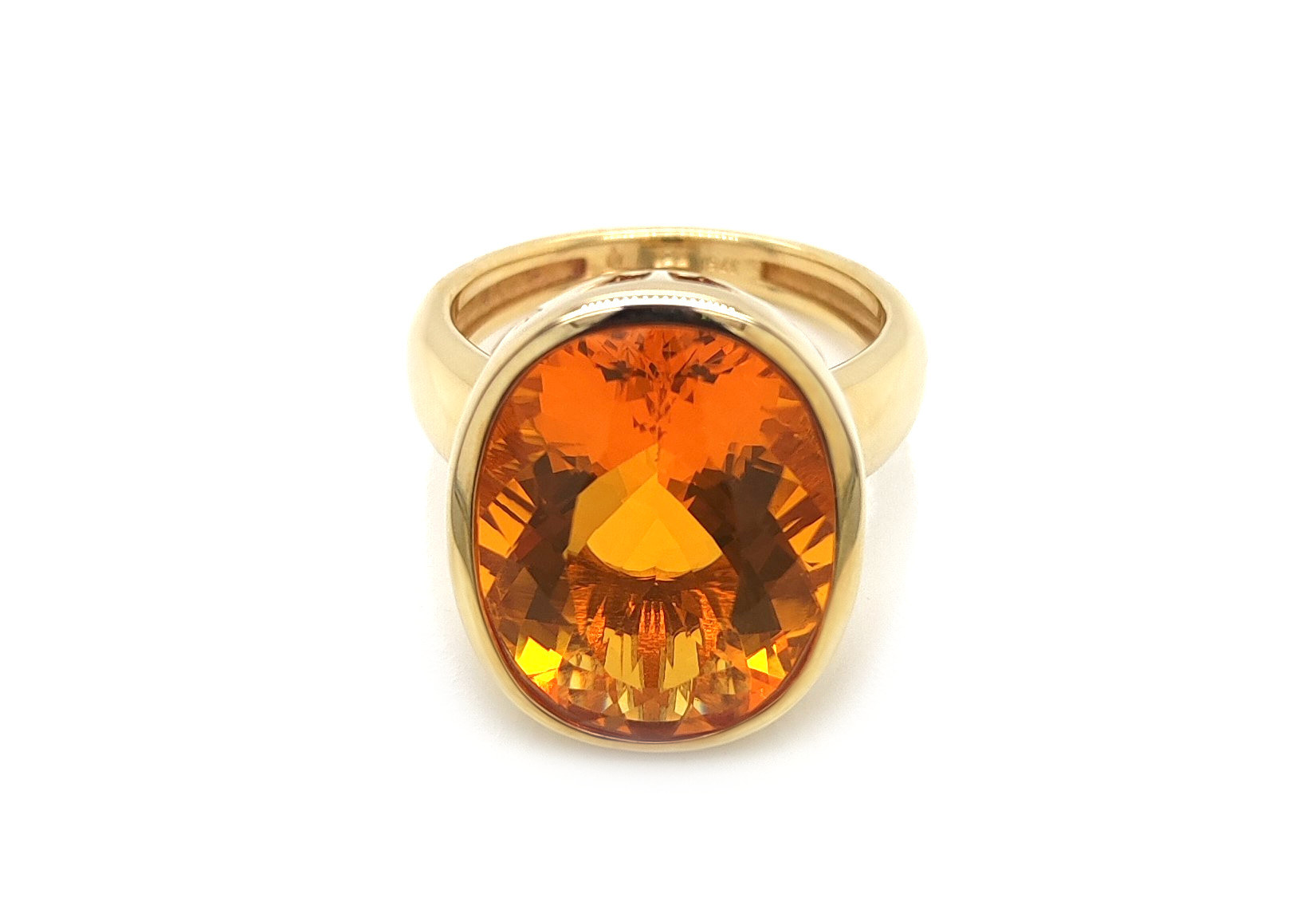 Feueropal, oval facettiert, ca. 5,300 ct. Edelstein Ring Gelbgold 375/000 Sogni d´oro Terra Opalis